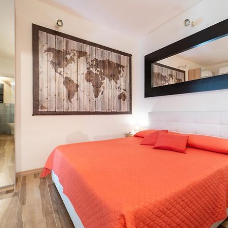 Casa Borbonica Cozy Apartment In Ortigia Ground Floor Syrakusa Exteriör bild