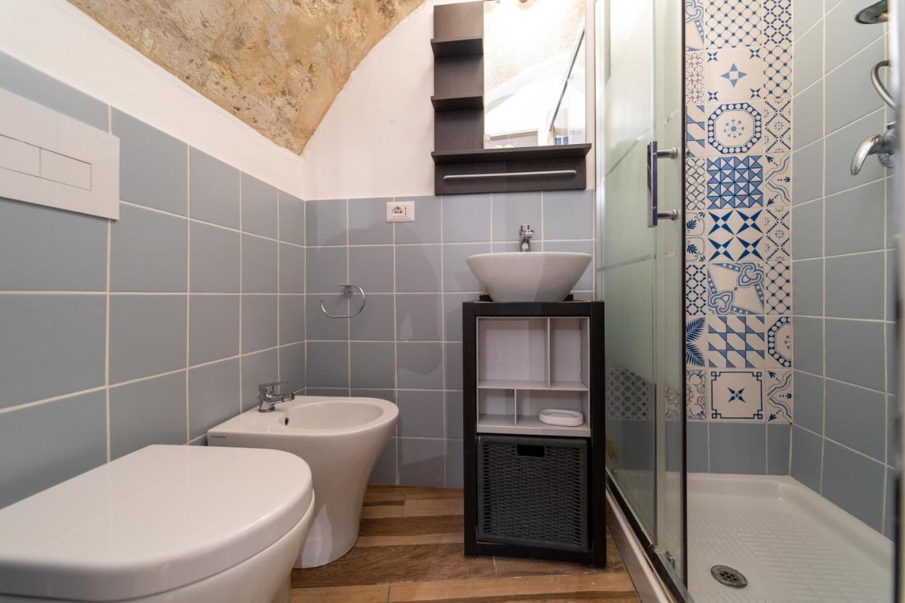 Casa Borbonica Cozy Apartment In Ortigia Ground Floor Syrakusa Exteriör bild